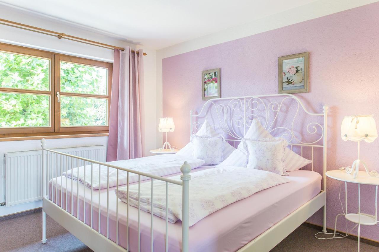 Gaestehaus Chalet-Perle Bad Füssing エクステリア 写真